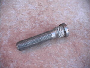 300ZX Front Genuine Nissan OEM Wheel Stud