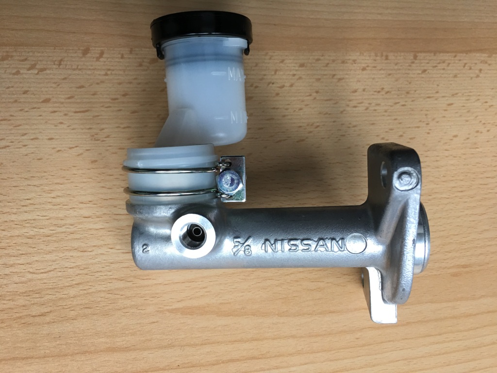 300ZX Genuine Nissan OEM Clutch Master Cylinder Twin Turbo R.H.D. - Image 3